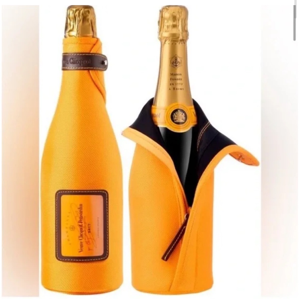 Veuve Clicquot Ice Jacket Cover Champagne NWOT